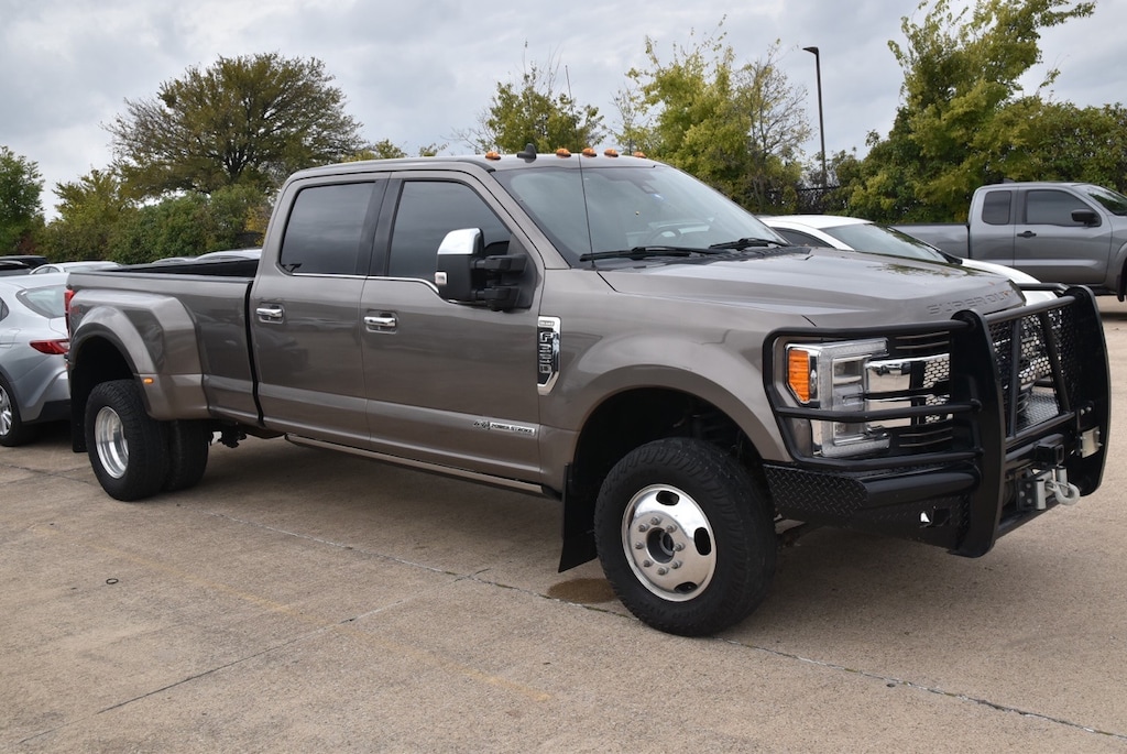 Used 2019 Ford F-350 King Ranch Truck Crew Cab