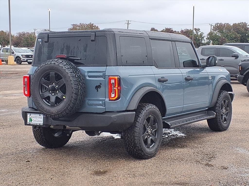 New 2025 Ford Bronco Outer Banks SUV