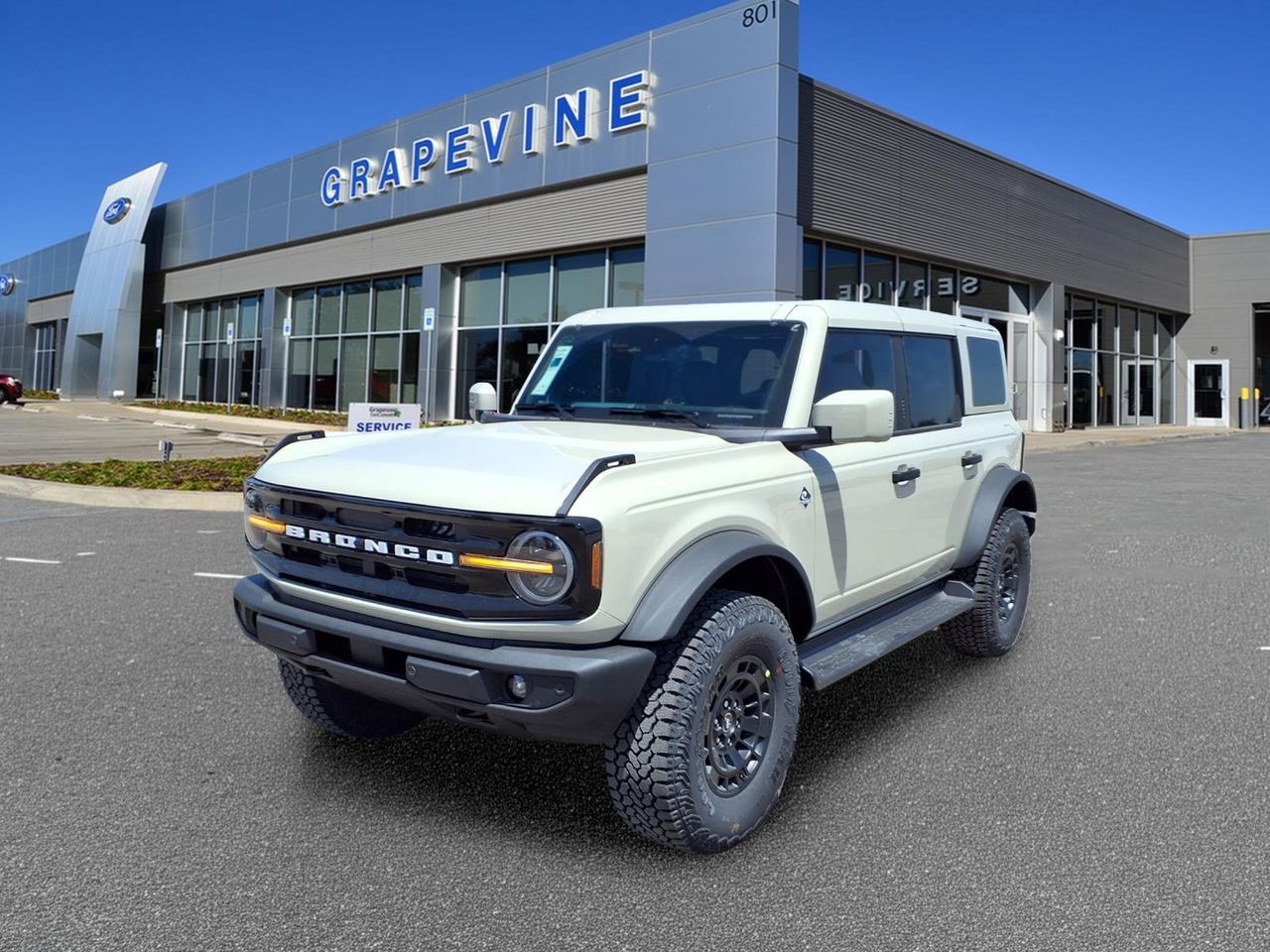 New 2026 Ford Bronco Outer Banks