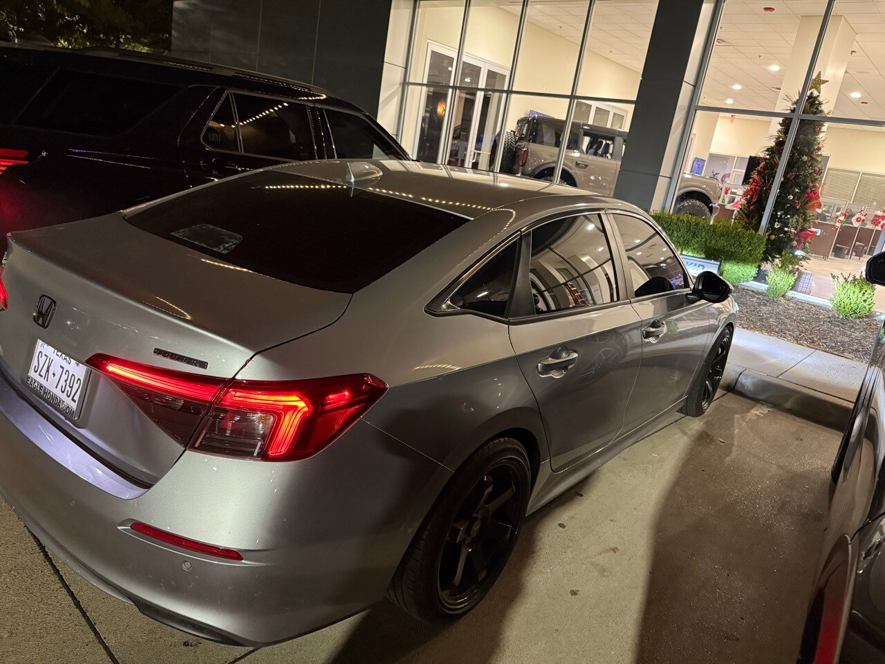 2022 Honda Civic Touring photo 3