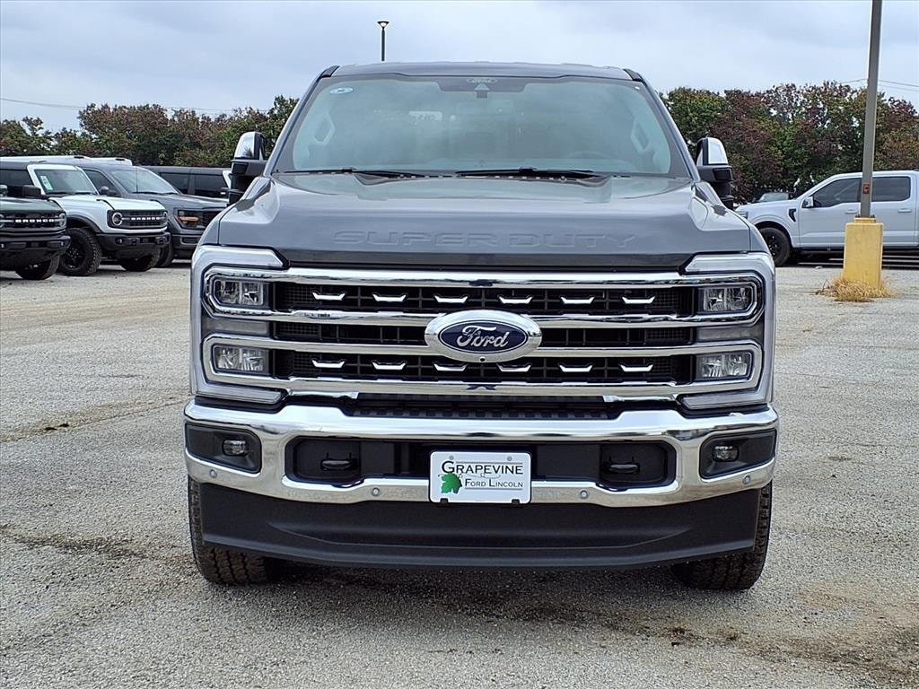New 2026 Ford F-350 Lariat Truck Crew Cab