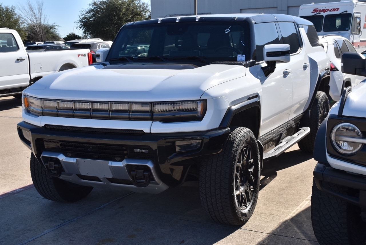 2025 GMC HUMMER EV 2X's photo