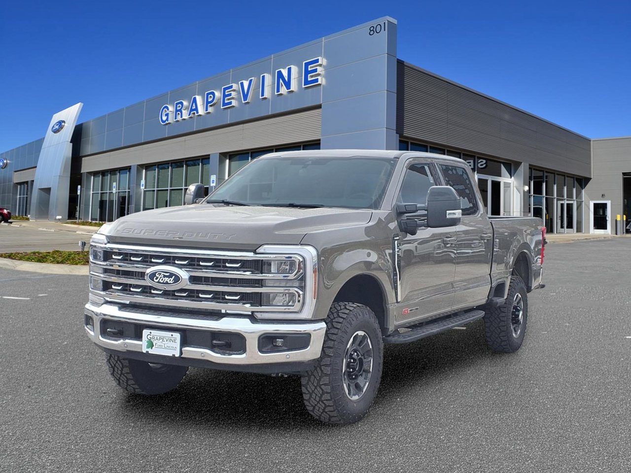 2027 Ford F-250 Lariat Truck Crew Cab