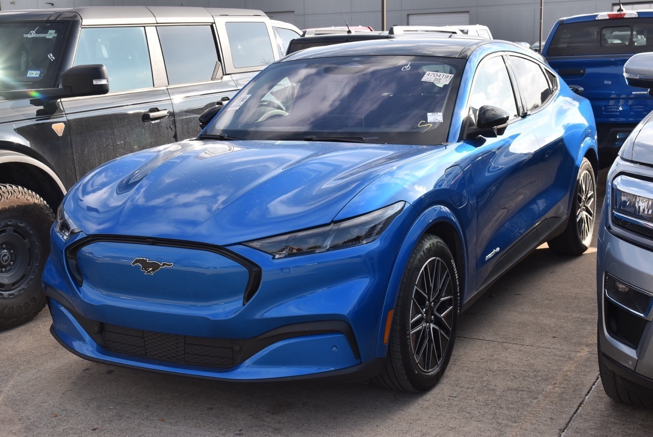 2025 Ford Mustang Mach-E