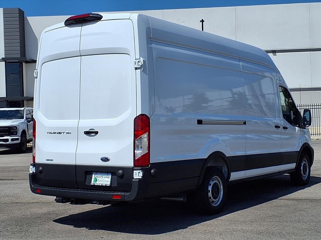 2025 Ford Transit photo 4