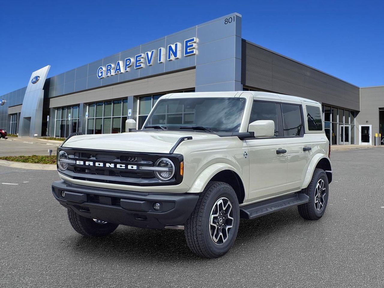 New 2026 Ford Bronco Outer Banks