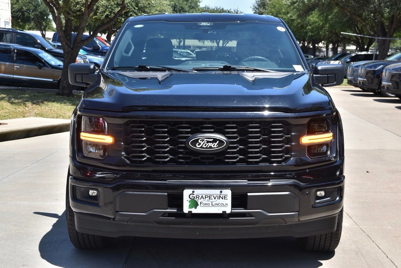 View vehicle photo 3