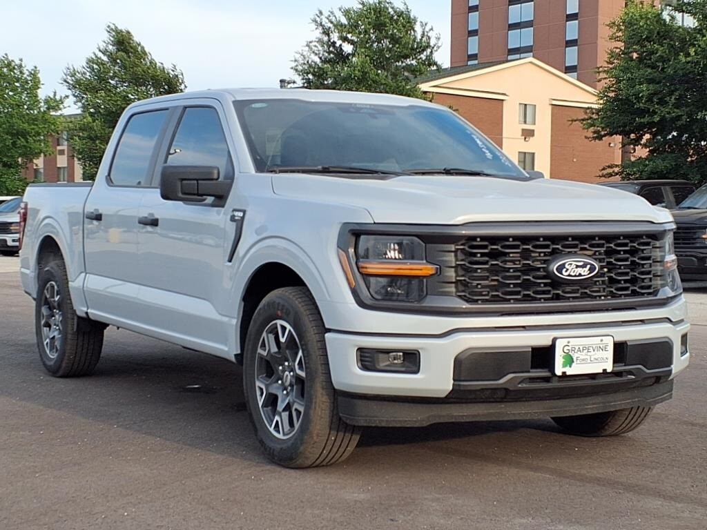 2025 Ford F-150 STX photo 3