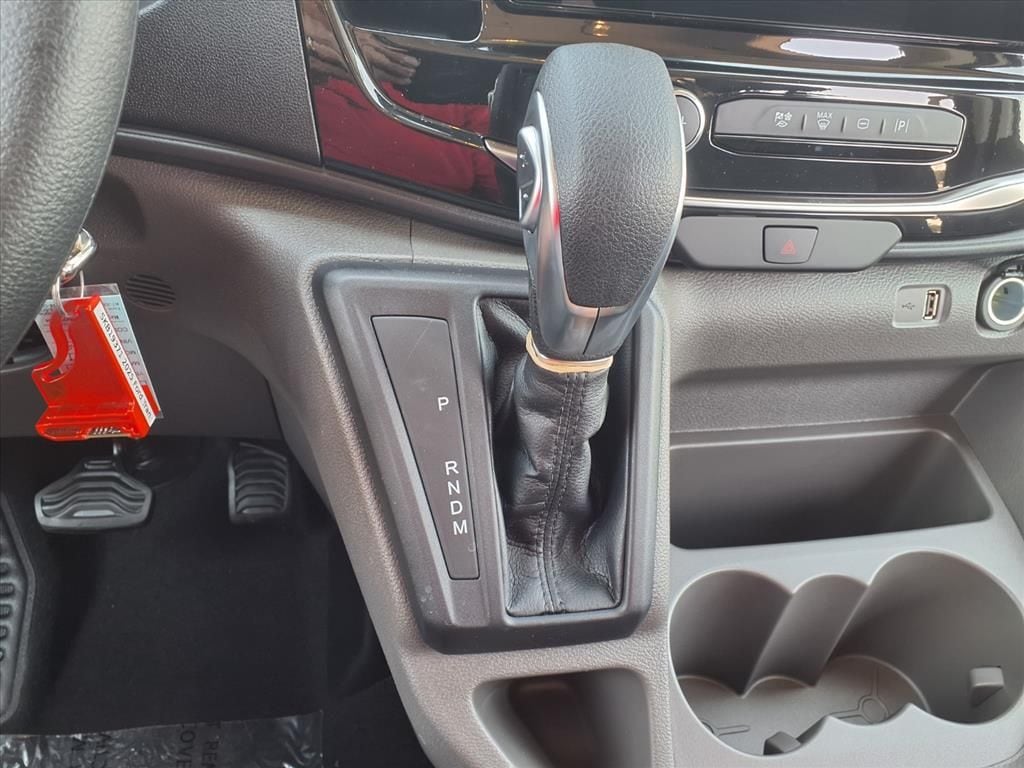 2025 Ford Transit Passenger Van XLT - Photo 13