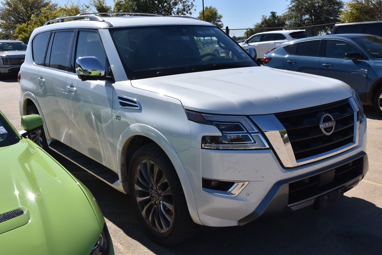 2021 Nissan Armada Platinum photo 3