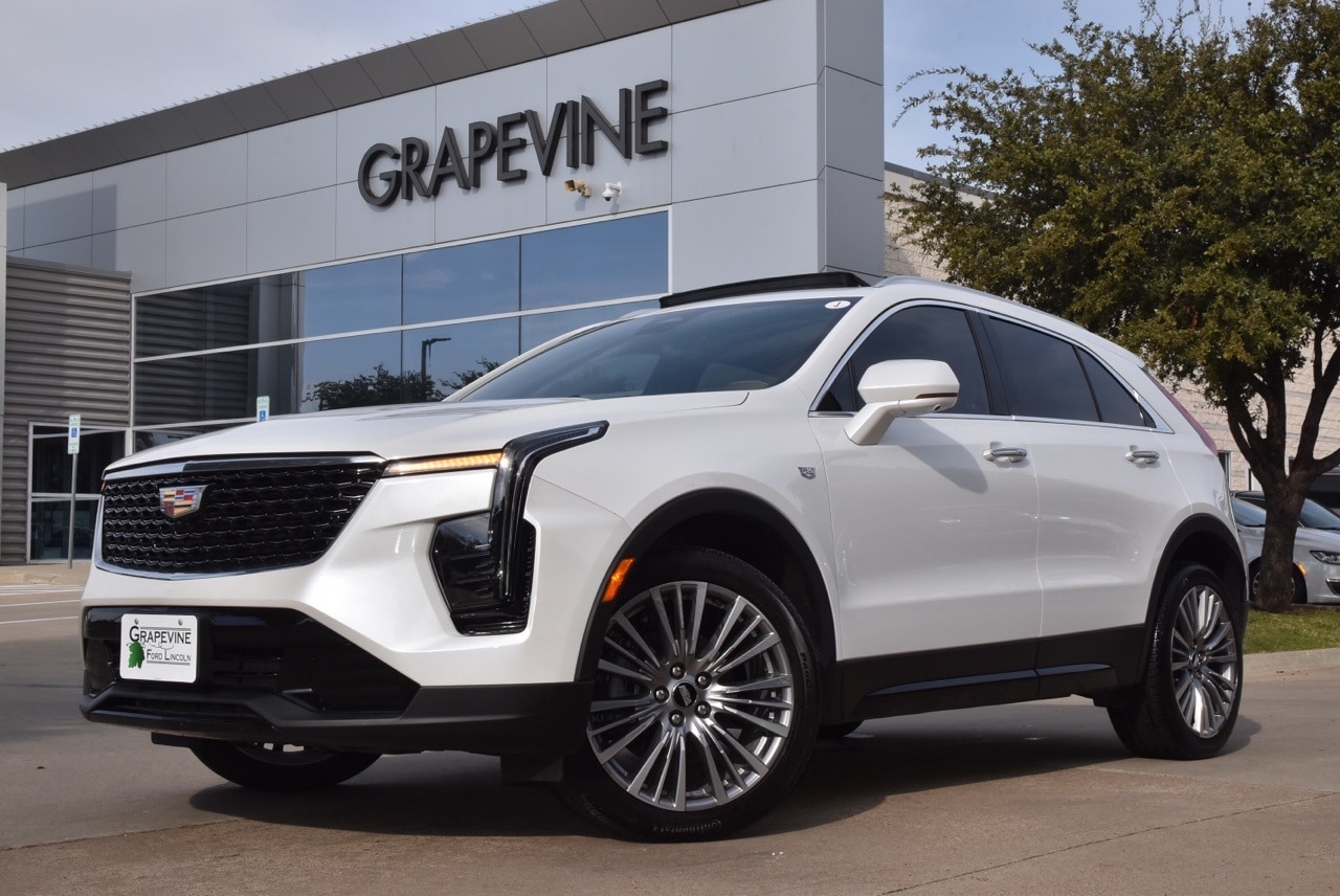 2025 Cadillac XT4 Premium Luxury's photo
