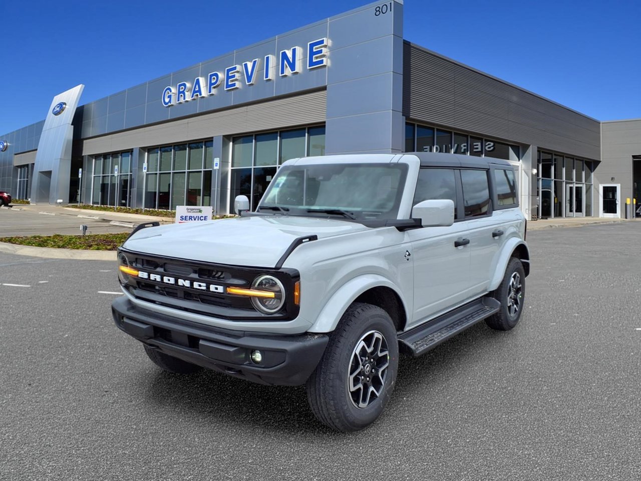 2026 Ford Bronco Outer Banks SUV