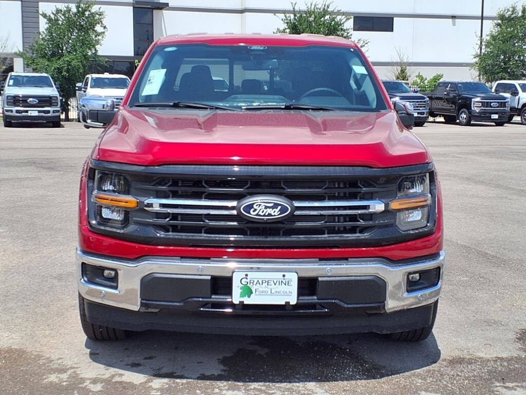 2025 Ford F-150 XLT photo 2