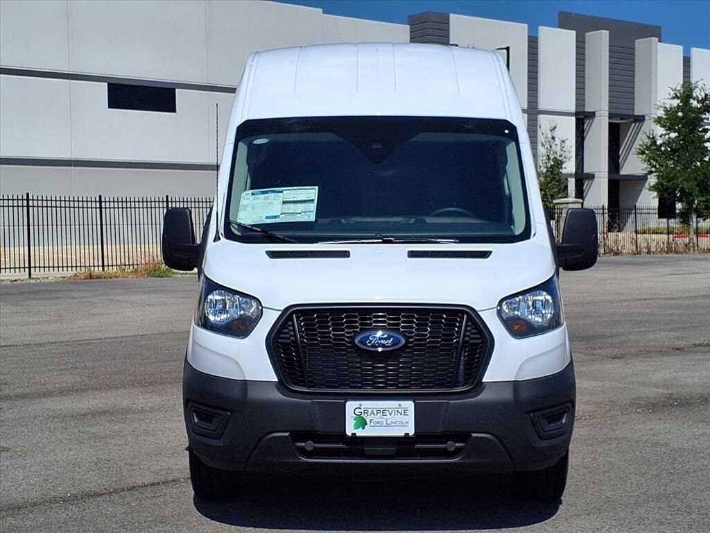 2025 Ford Transit photo 2