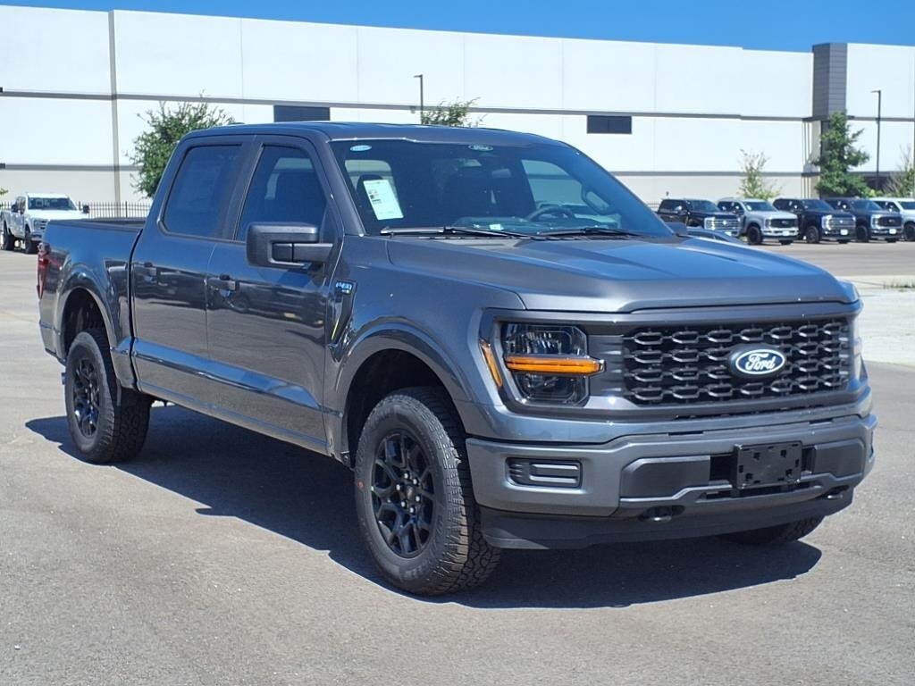 2025 Ford F-150 STX photo 3