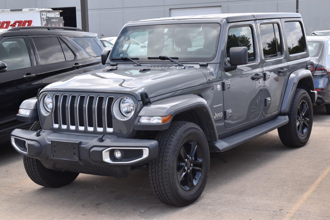 Used 2018 Jeep All-New Wrangler Unlimited Sahara with VIN 1C4HJXEN5JW320667 for sale in Grapevine, TX