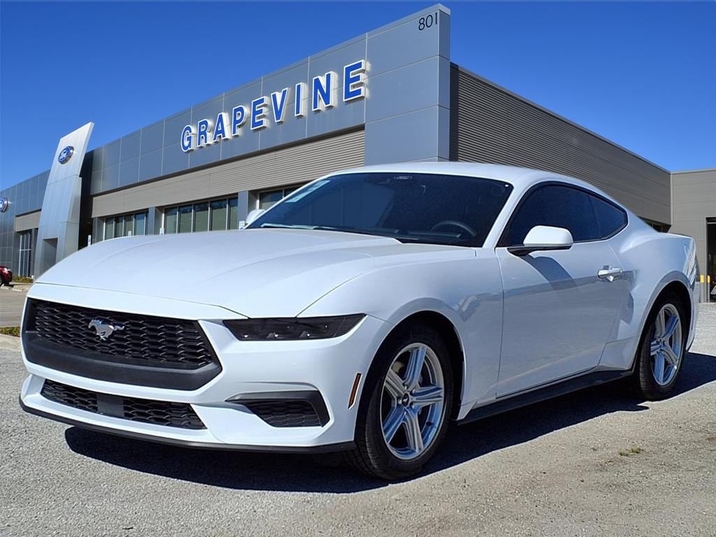 2026 Ford Mustang EcoBoost's photo