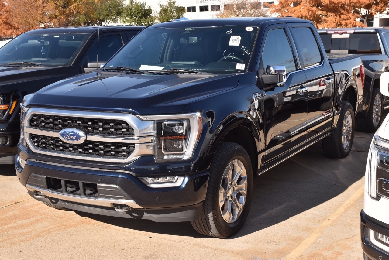 2022 Ford F-150 Platinum's photo