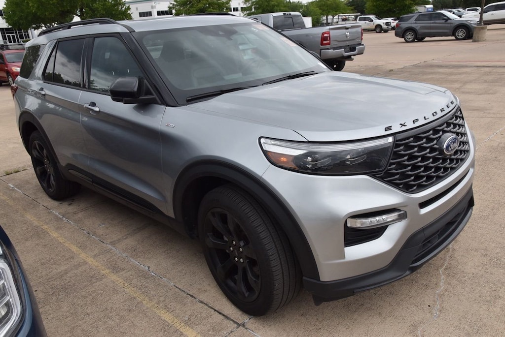 Used 2024 Ford Explorer ST-Line SUV