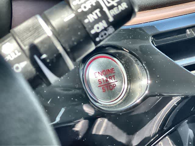 Thumbnail: 2022 Acura MDX - 28