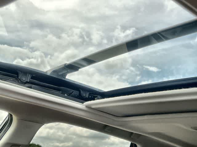 Thumbnail: 2015 Subaru Forester - 32
