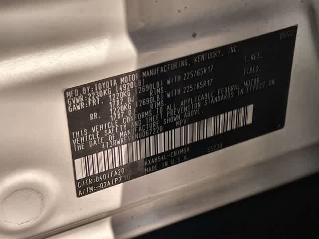 Thumbnail: 2022 Toyota RAV4 - 22