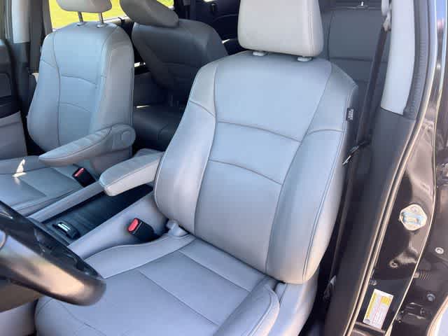 Thumbnail: 2019 Honda Pilot - 11