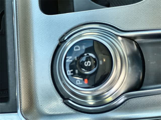 Thumbnail: 2022 Ford Edge - 16