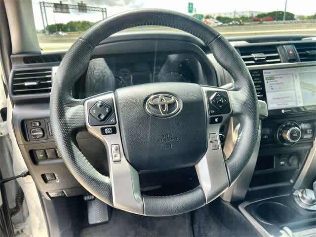 Thumbnail: 2020 Toyota 4Runner - 17