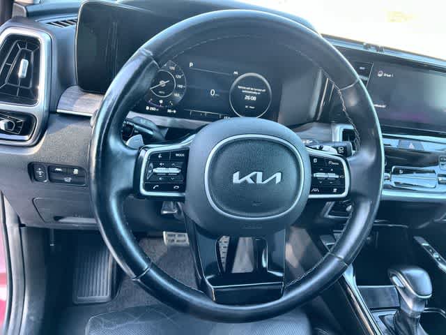 Thumbnail: 2022 Kia Sorento - 17