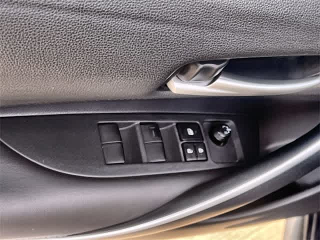 Thumbnail: 2020 Toyota Corolla - 29