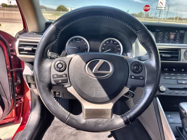 Thumbnail: 2015 Lexus IS - 17