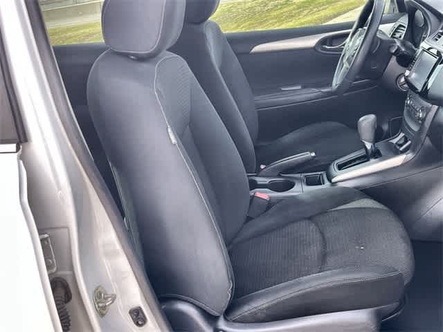 Thumbnail: 2019 Nissan Sentra - 12