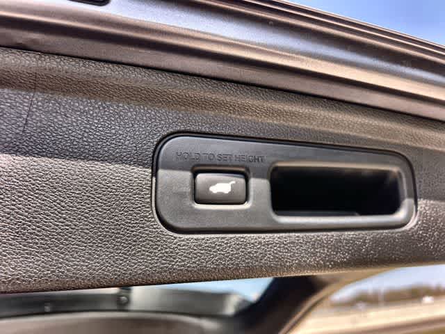 Thumbnail: 2023 Honda Odyssey - 33