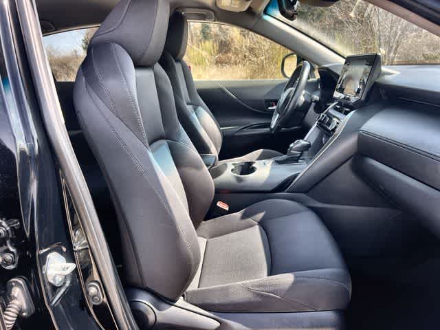 Thumbnail: 2021 Toyota Venza - 12