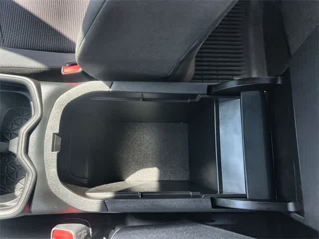 Thumbnail: 2021 Toyota RAV4 - 27