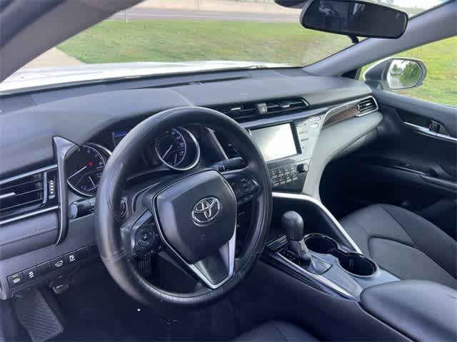 Thumbnail: 2019 Toyota Camry - 15