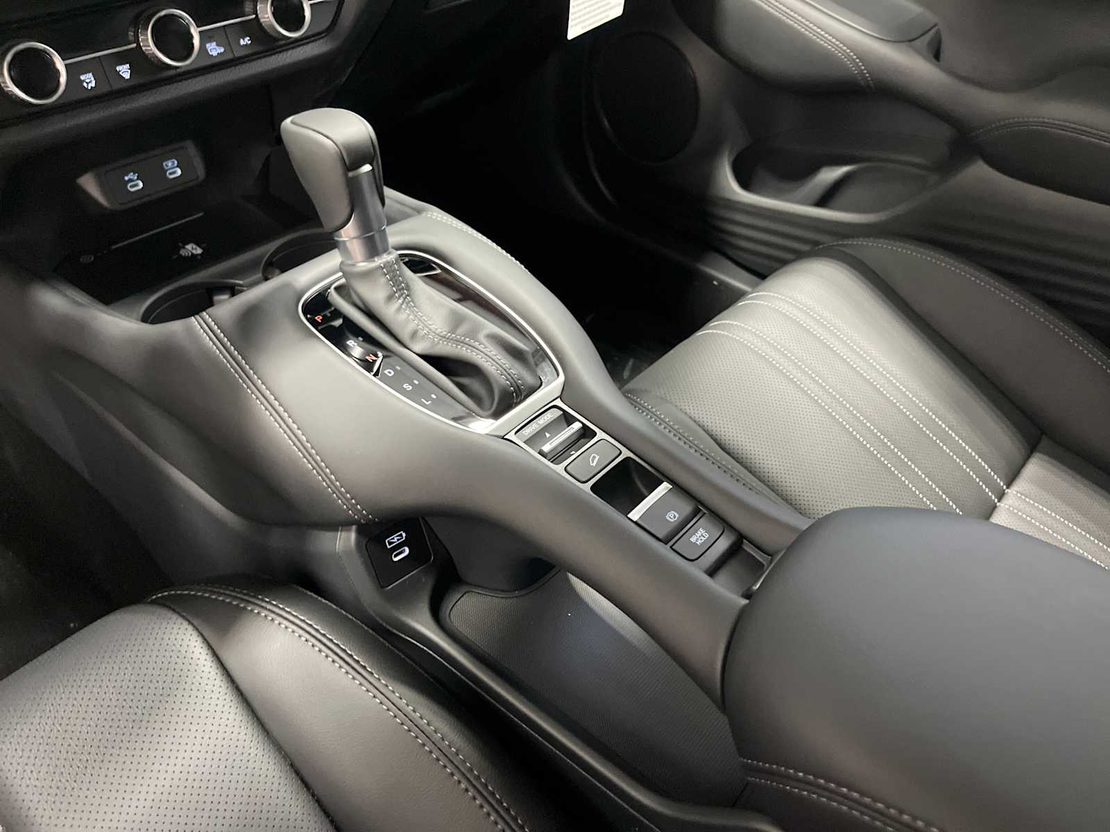 Thumbnail: 2026 Honda HR-V - 18