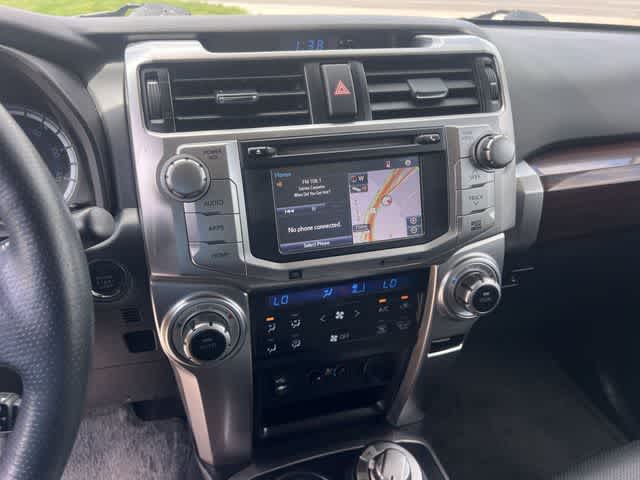 Thumbnail: 2015 Toyota 4Runner - 18