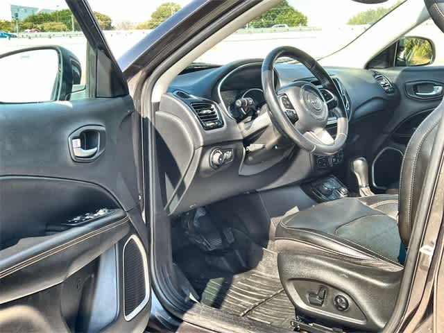 Thumbnail: 2019 Jeep Compass - 3