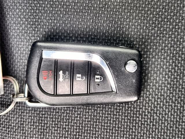 Thumbnail: 2022 Toyota Corolla - 21