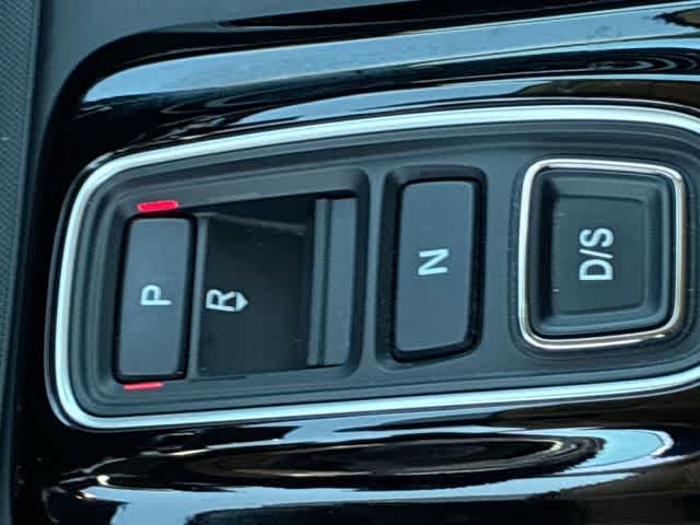Thumbnail: 2023 Honda Pilot - 16