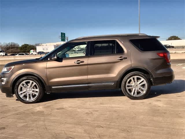 Thumbnail: 2016 Ford Explorer - 4