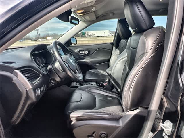 Thumbnail: 2021 Jeep Cherokee - 11