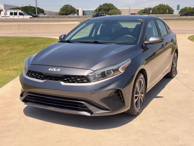 Thumbnail: 2023 Kia Forte - 2