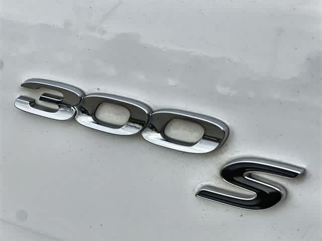 Thumbnail: 2018 Chrysler 300 - 8