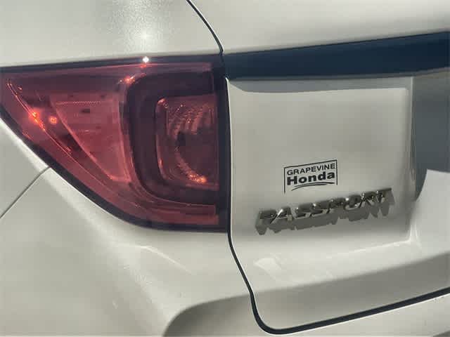 Thumbnail: 2022 Honda Passport - 8