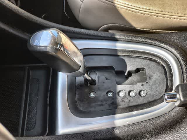 Thumbnail: 2012 Chrysler 200 - 16