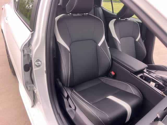 Thumbnail: 2025 Toyota Camry - 12