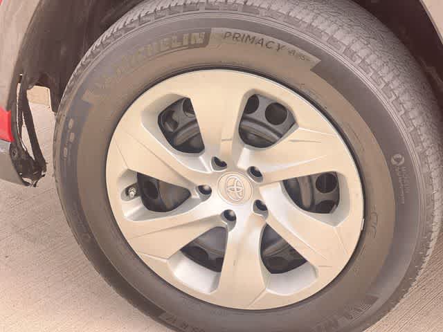 Thumbnail: 2021 Toyota RAV4 - 9